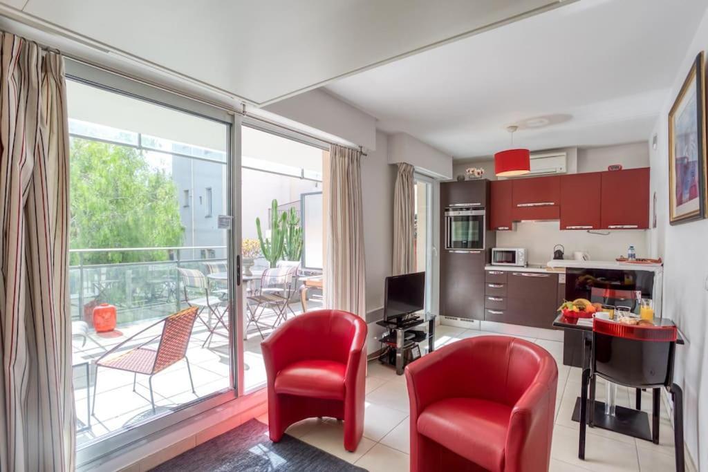 L18 Central Parking Terrace Ac 10Mins Walk To Beaches Nice Exterior photo