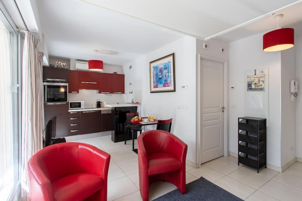 L18 Central Parking Terrace Ac 10Mins Walk To Beaches Nice Exterior photo
