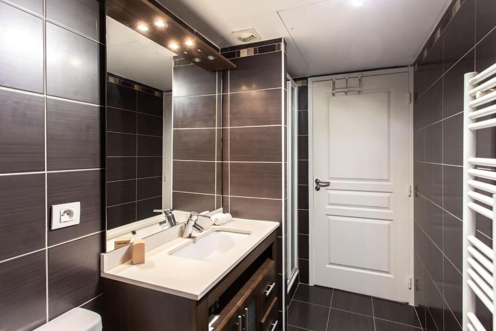 L18 Central Parking Terrace Ac 10Mins Walk To Beaches Nice Exterior photo